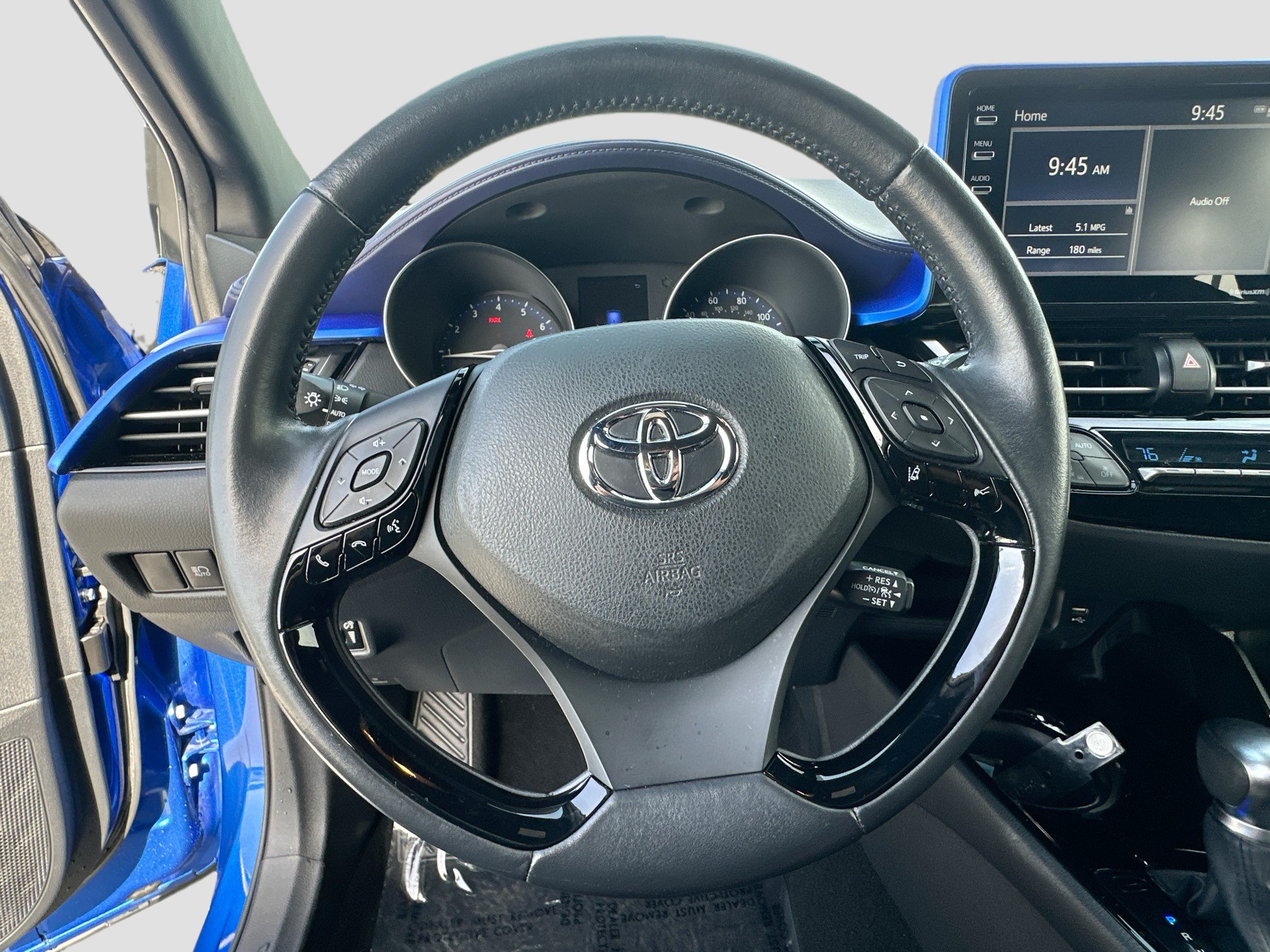 Used 2020 Toyota C-HR XLE FWD image 11