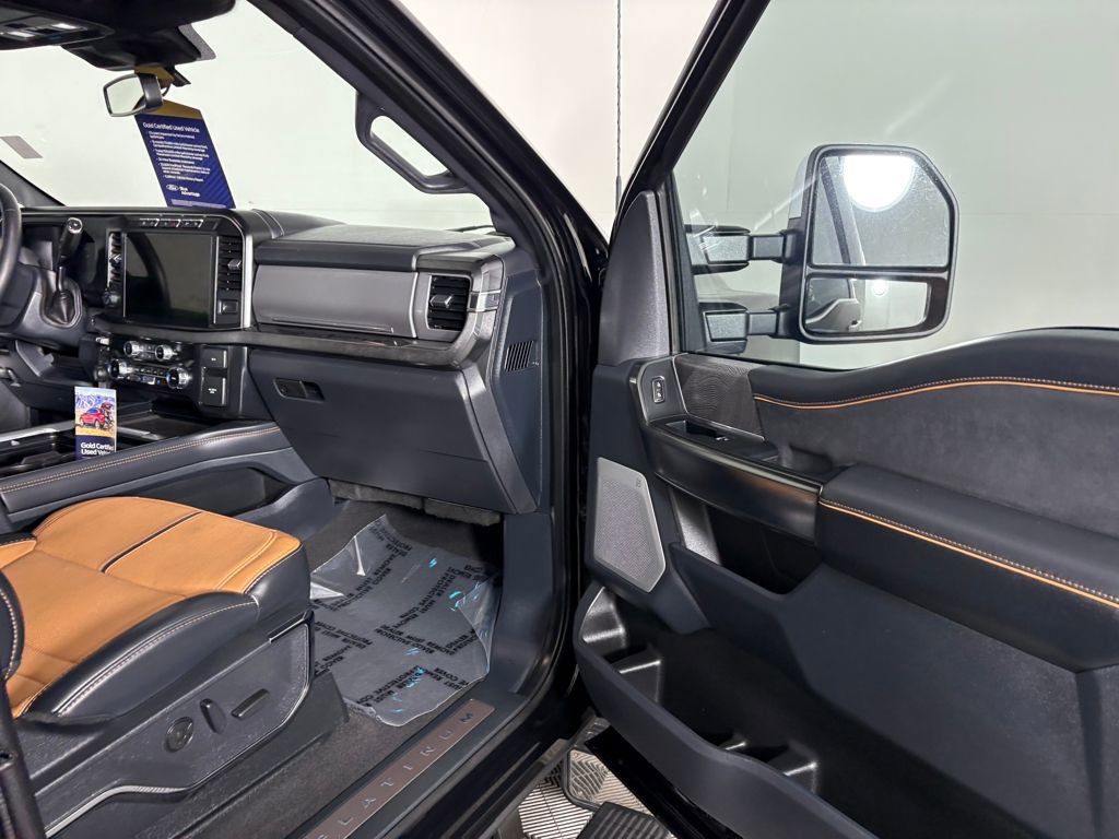 Certified 2024 Ford F350 Platinum image 34