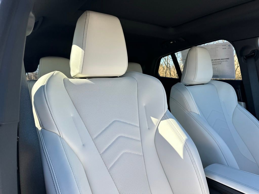 New 2026 BMW X2 xDrive28i w/ Technology Package image 27