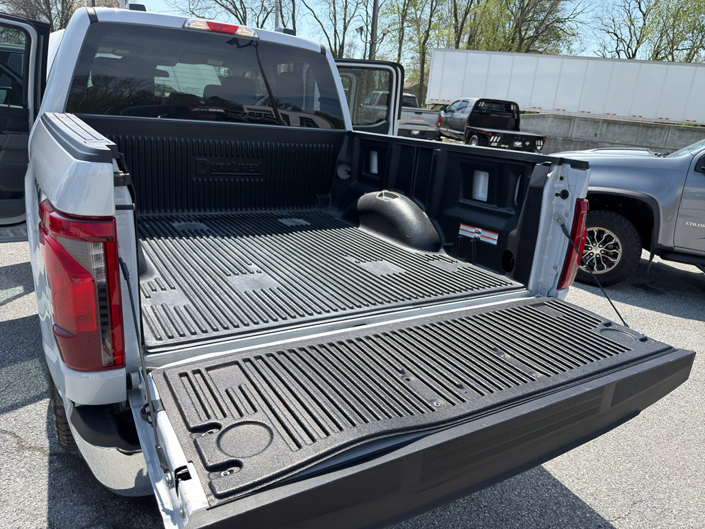 Used 2025 Ford F150 XLT w/ Equipment Group 301A Standard AWD/4WD image 19