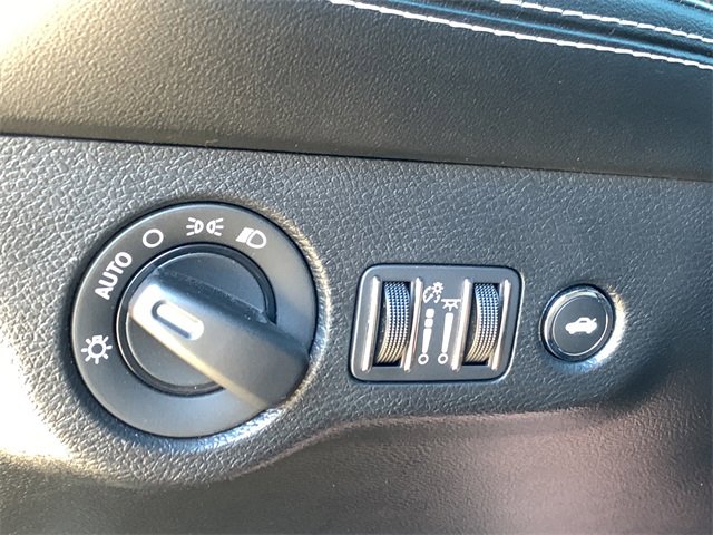 Used 2022 Dodge Challenger SRT Hellcat image 32