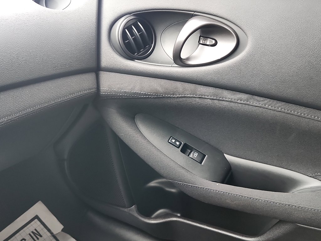 Used 2024 Nissan Z Sport w/ Floor Mat Package image 32