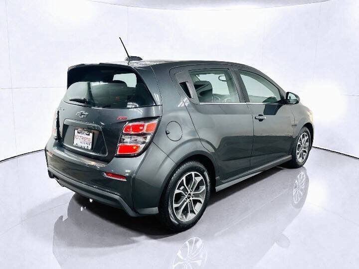 Used 2019 Chevrolet Sonic LT w/ Convenience Package FWD image 4