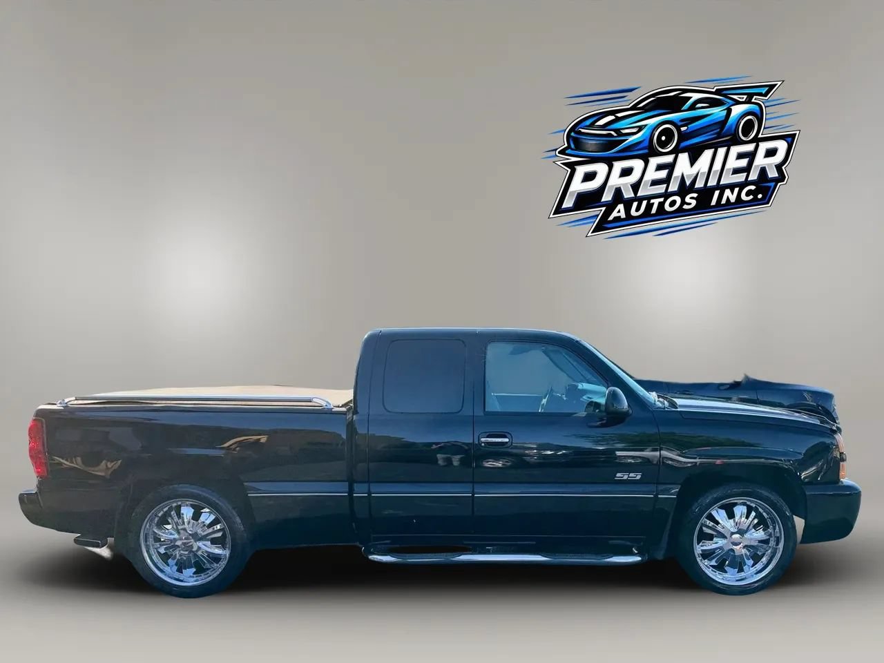 Used 2003 Chevrolet Silverado 1500 SS AWD/4WD image 10