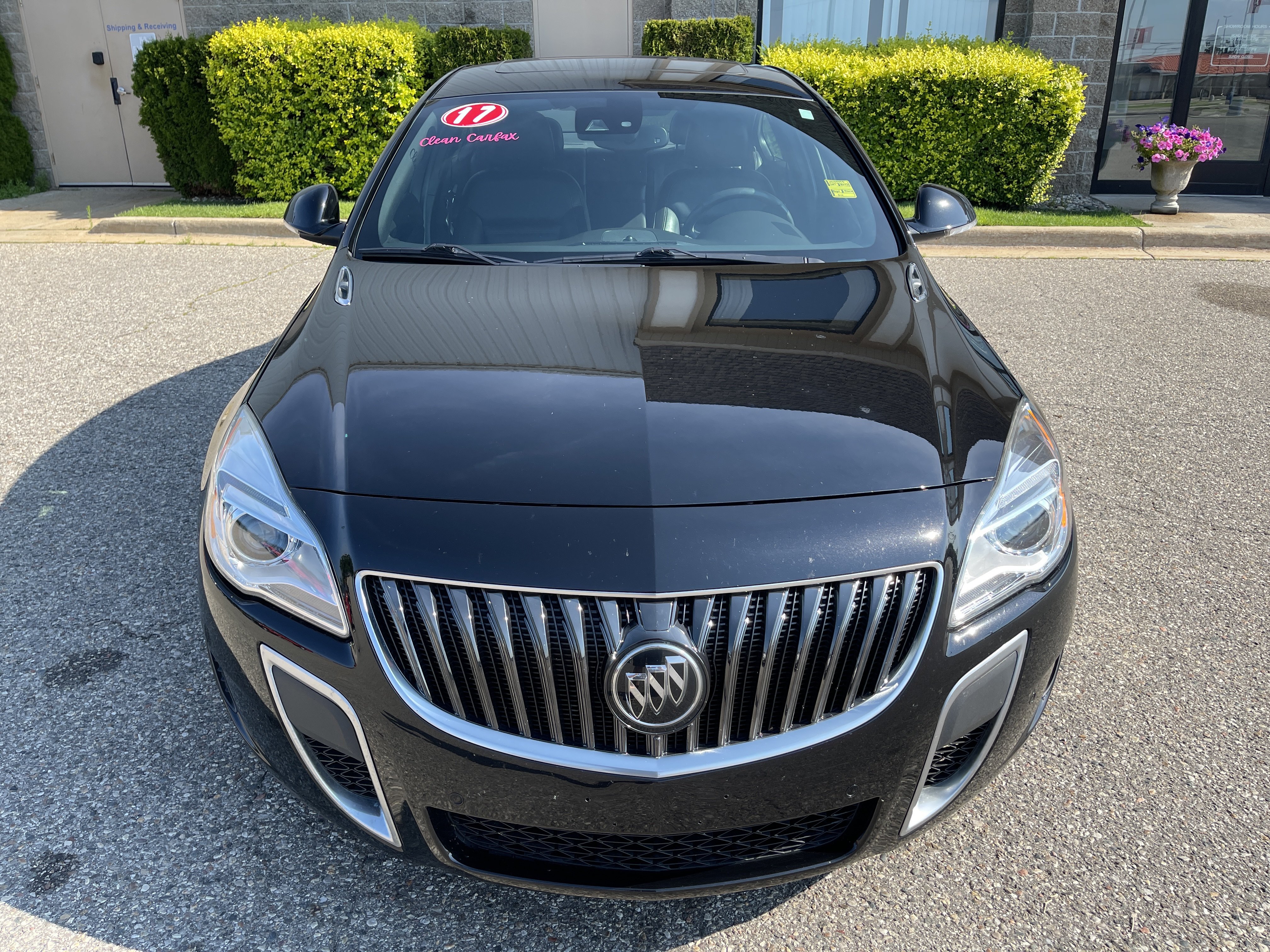 Used 2017 Buick Regal GS w/ Driver Confidence Package #2 AWD/4WD image 8