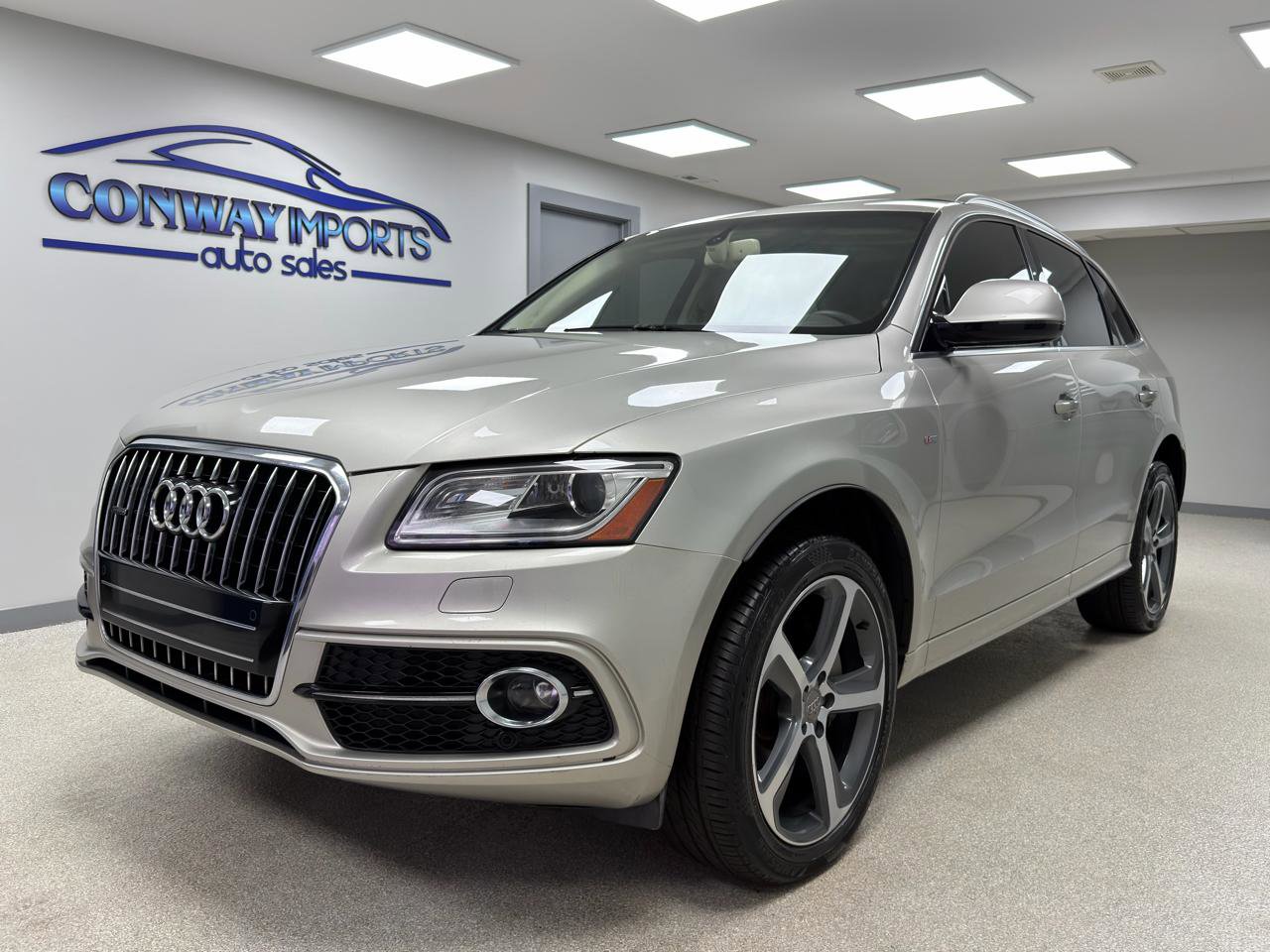 Used 2016 Audi Q5 3.0T Prestige image 1