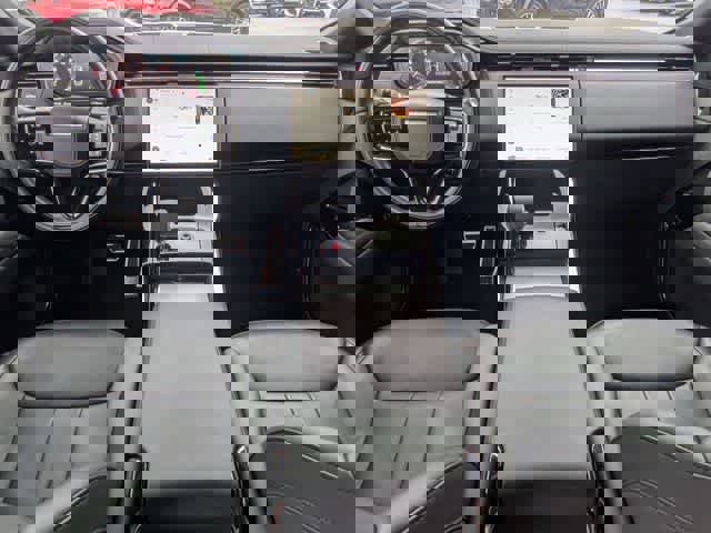 Used 2025 Land Rover Range Rover Sport Dynamic SE image 11