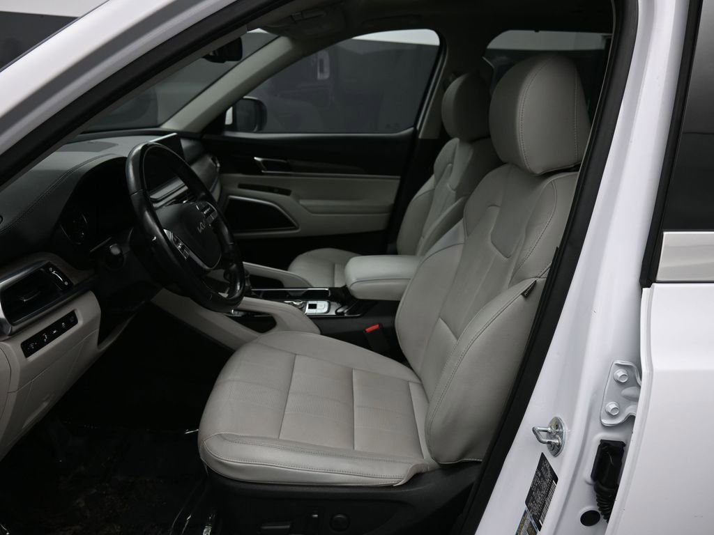 Certified 2022 Kia Telluride EX w/ EX Premium Package image 19
