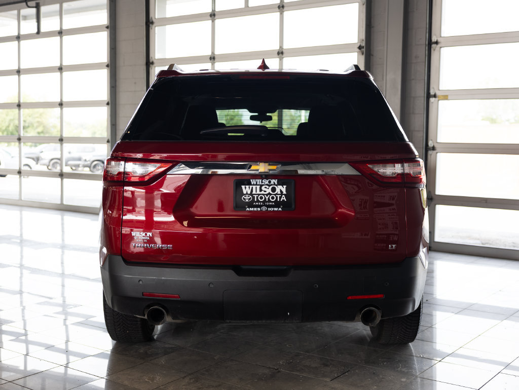 Used 2020 Chevrolet Traverse LT FWD image 4