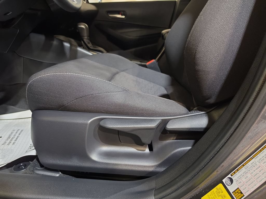 Used 2023 Toyota Corolla SE FWD image 14