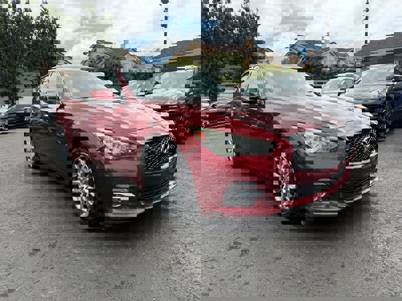 Used 2015 INFINITI Q50 Premium w/ Navigation Package image 3
