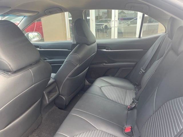 Used 2018 Toyota Camry SE w/ Convenience Package FWD image 15