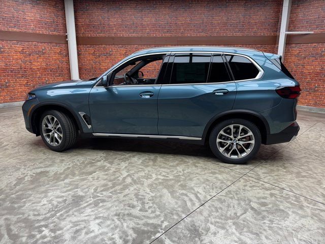 Used 2026 BMW X5 xDrive40i image 2
