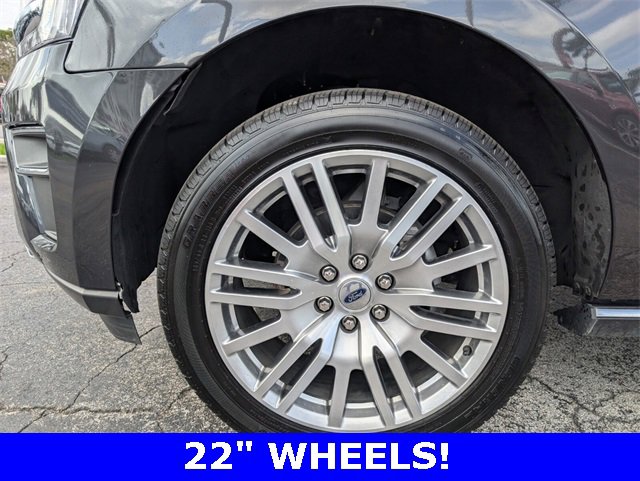 Used 2024 Ford Expedition Limited image 19