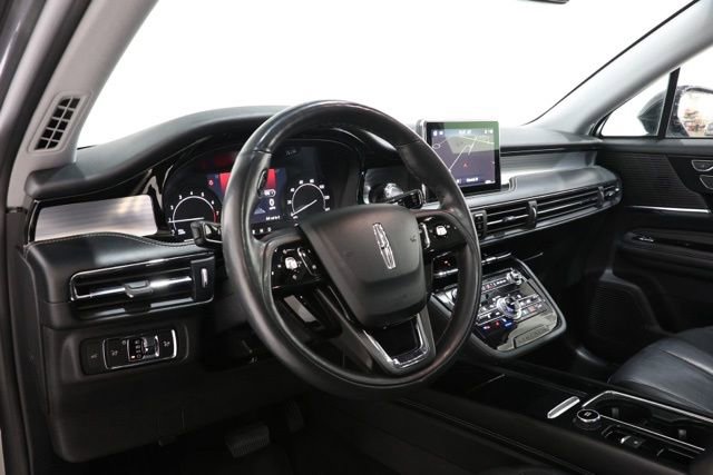 Used 2022 Lincoln Corsair AWD w/ Premium Package image 15
