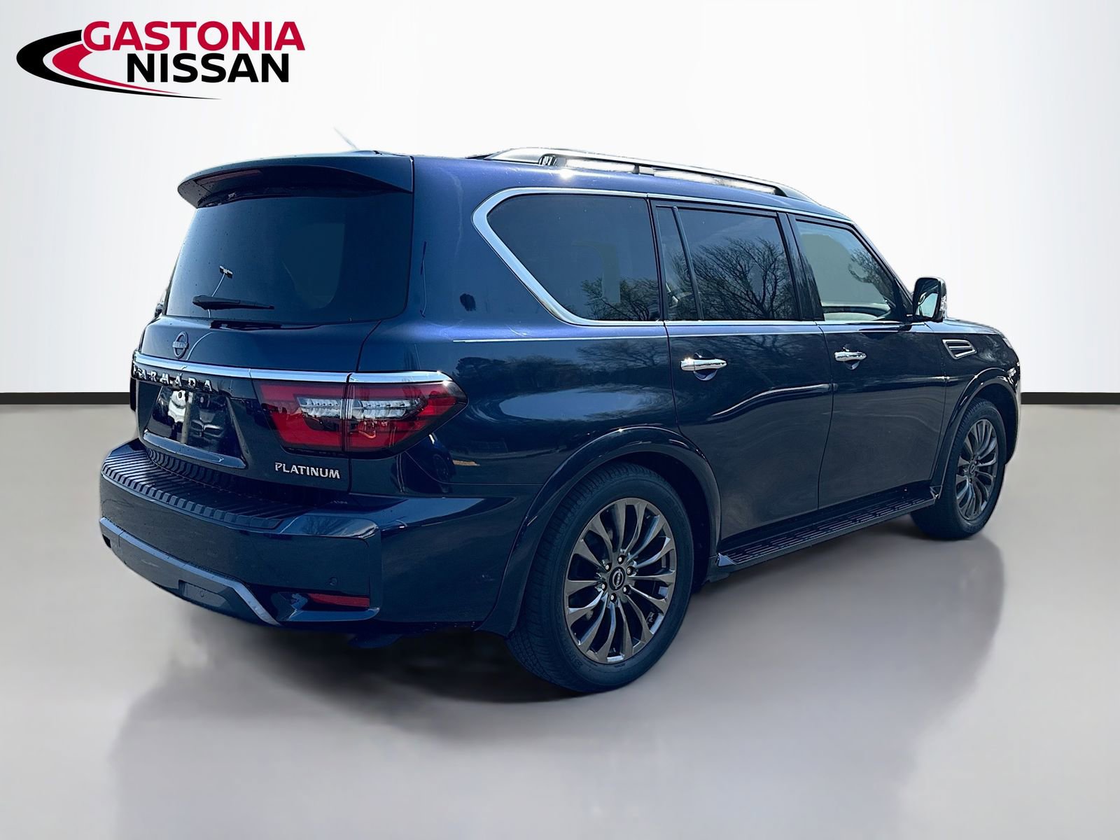 Used 2023 Nissan Armada Platinum w/ Captain's Chairs Package image 9