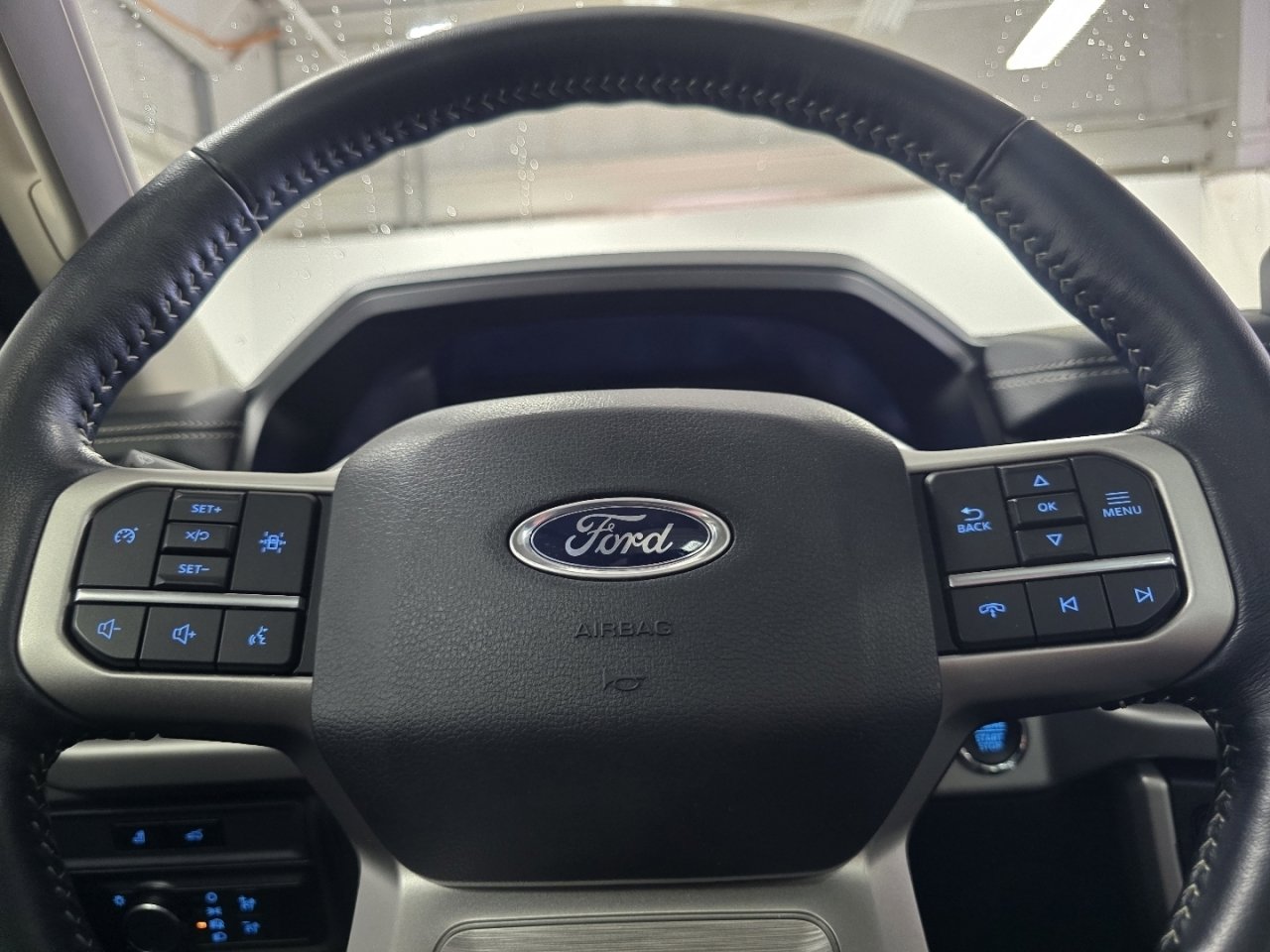 Used 2022 Ford Expedition Max XLT image 29