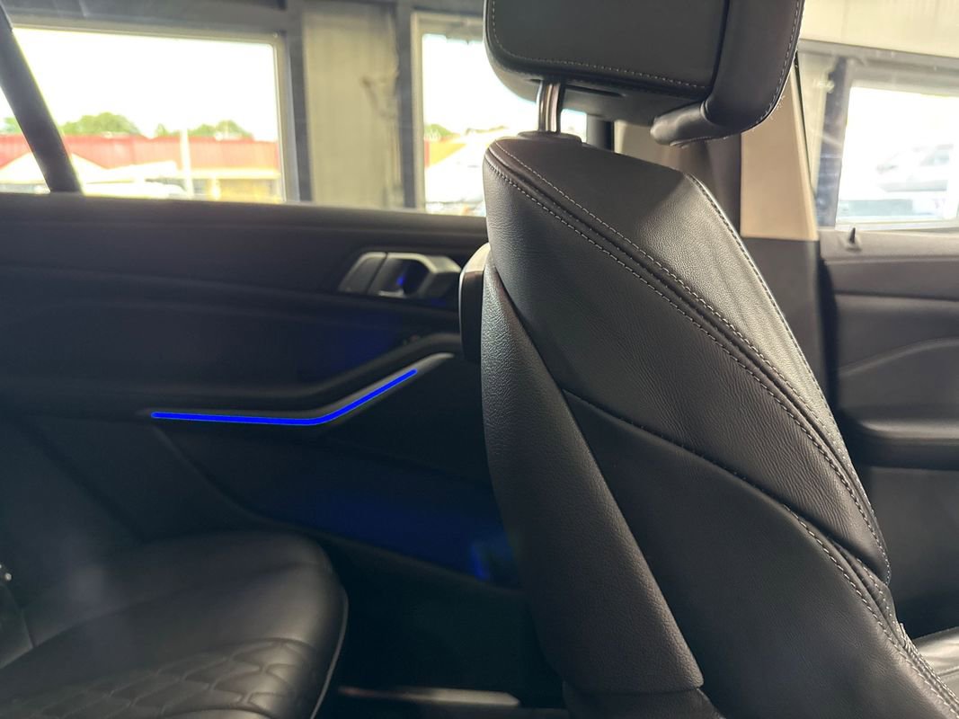 Used 2022 BMW X7 xDrive40i image 39