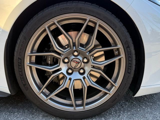 Used 2024 Chevrolet Corvette Z06 image 10