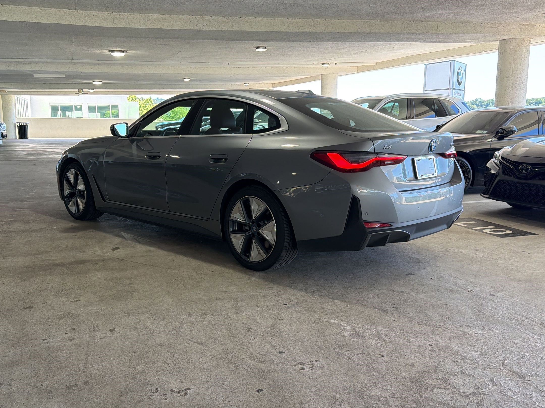 Certified 2023 BMW i4 eDrive40 w/ Premium Package RWD image 3