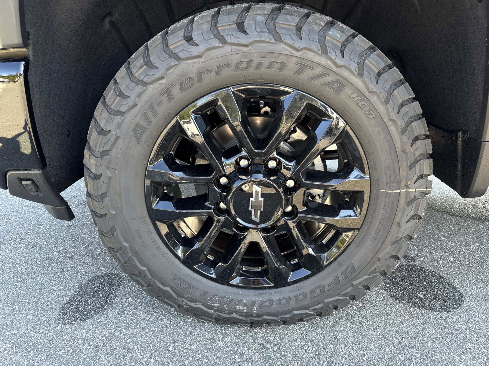 New 2026 Chevrolet Silverado 2500 LT image 33