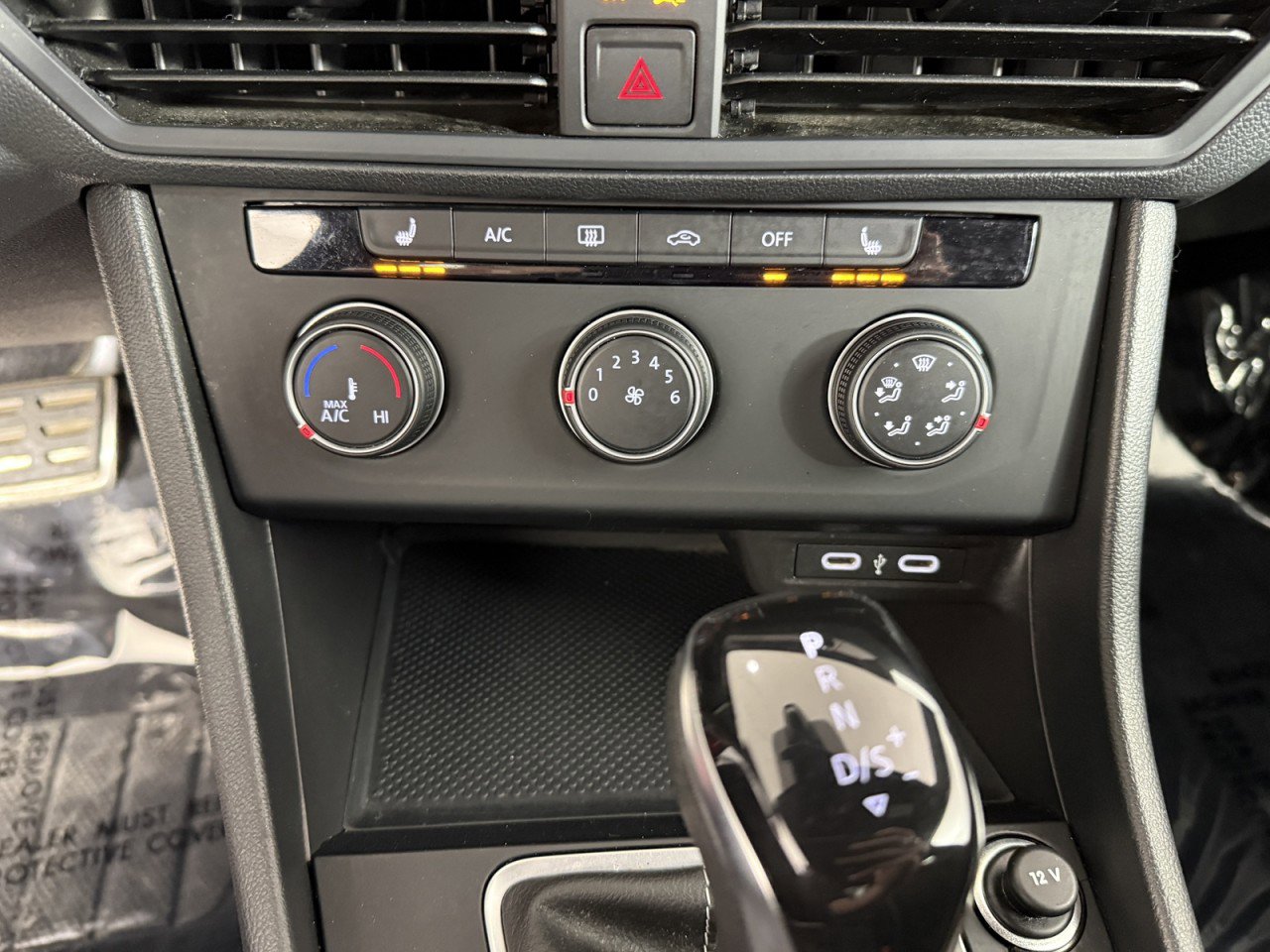 Used 2024 Volkswagen Jetta Sport image 17