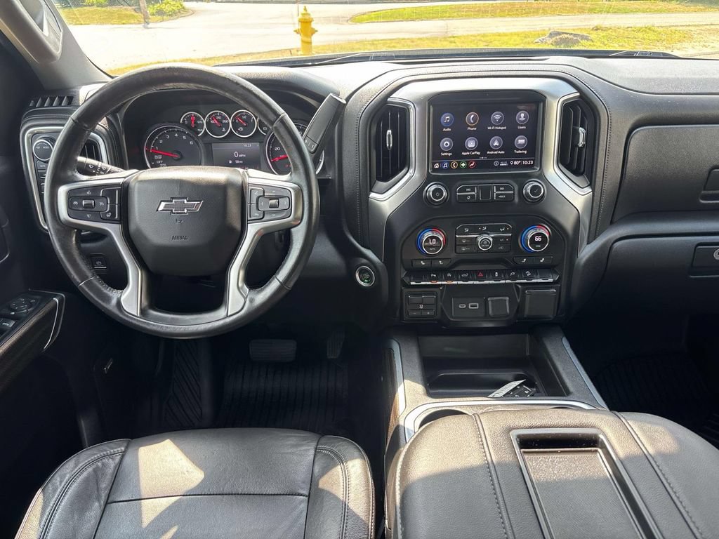 Used 2020 Chevrolet Silverado 1500 LT Trail Boss AWD/4WD image 11