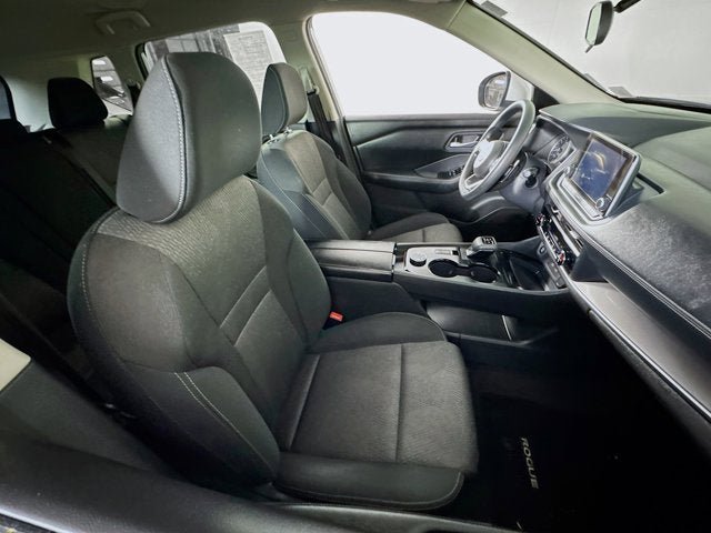 Certified 2024 Nissan Rogue SV AWD/4WD image 22