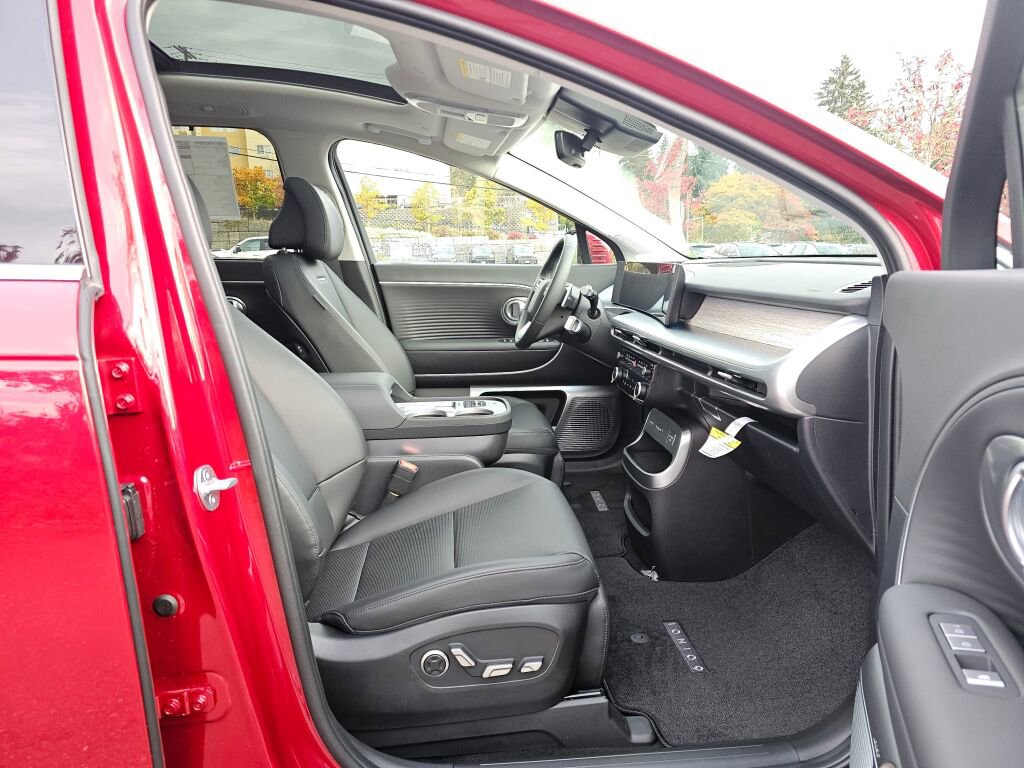 New 2026 Hyundai Ioniq 9 Limited image 10