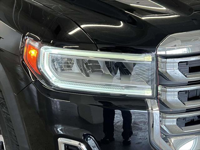 Certified 2022 GMC Acadia SLT w/ Technology Package image 10