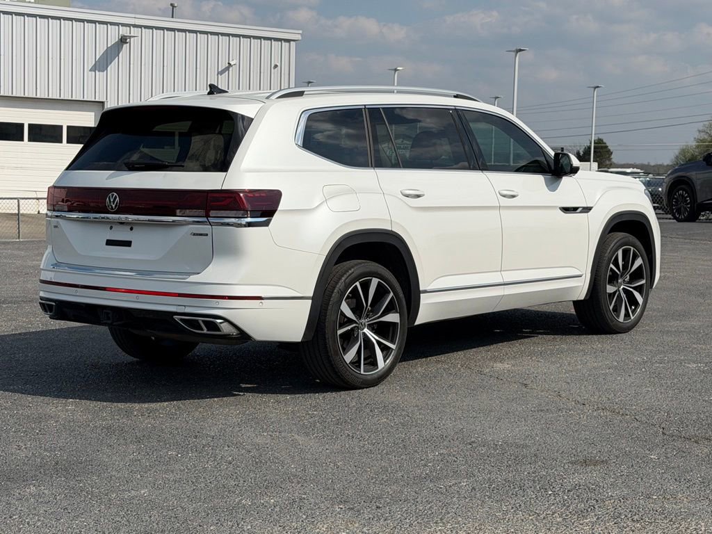 Used 2024 Volkswagen Atlas SEL Premium R-Line image 5