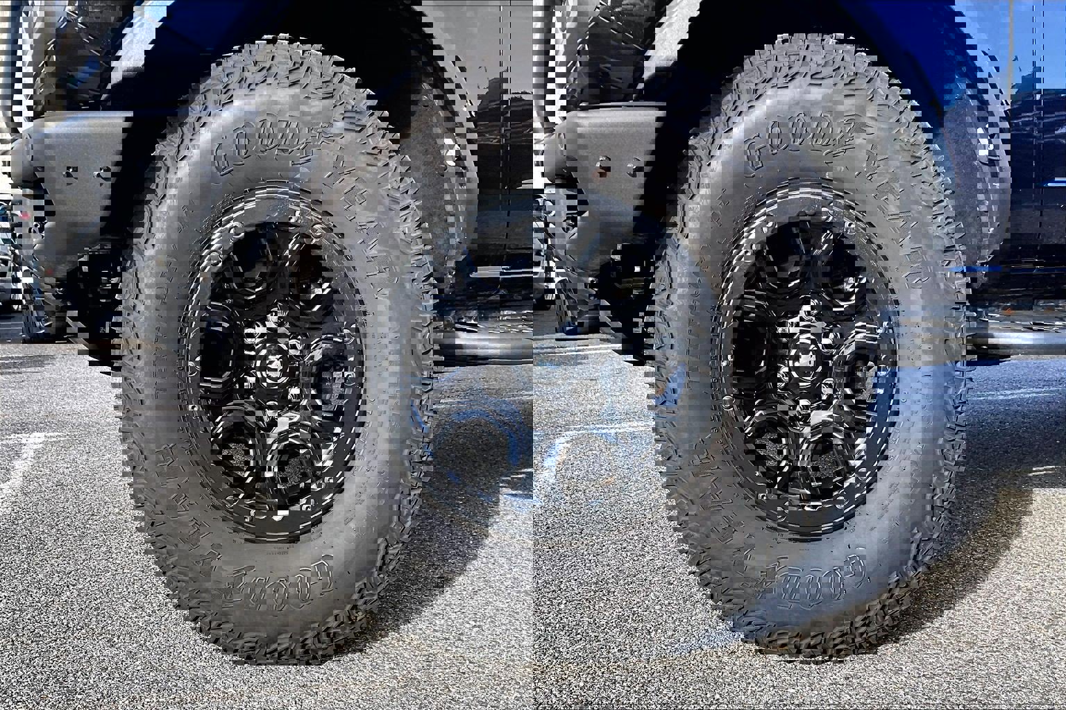 Used 2021 Ford Bronco Badlands image 9