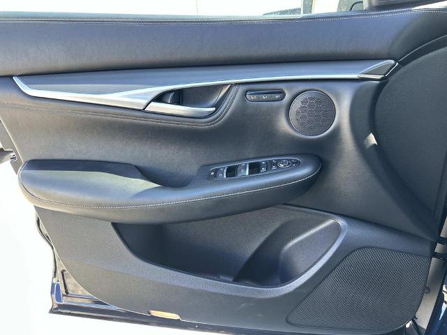 Certified 2025 INFINITI QX55 Luxe w/ Cargo Package image 24