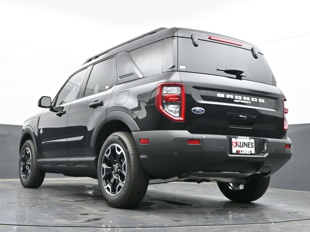 New 2025 Ford Bronco Sport Outer Banks image 46