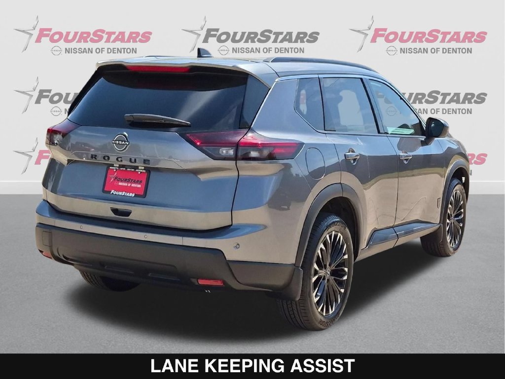New 2026 Nissan Rogue Dark Armor FWD image 4