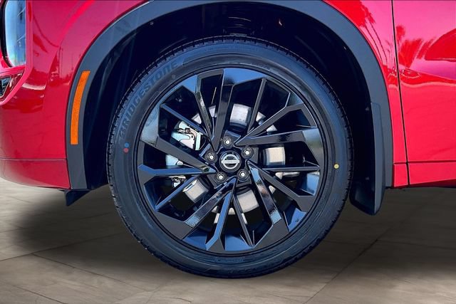 New 2026 Nissan Rogue Platinum AWD/4WD image 13