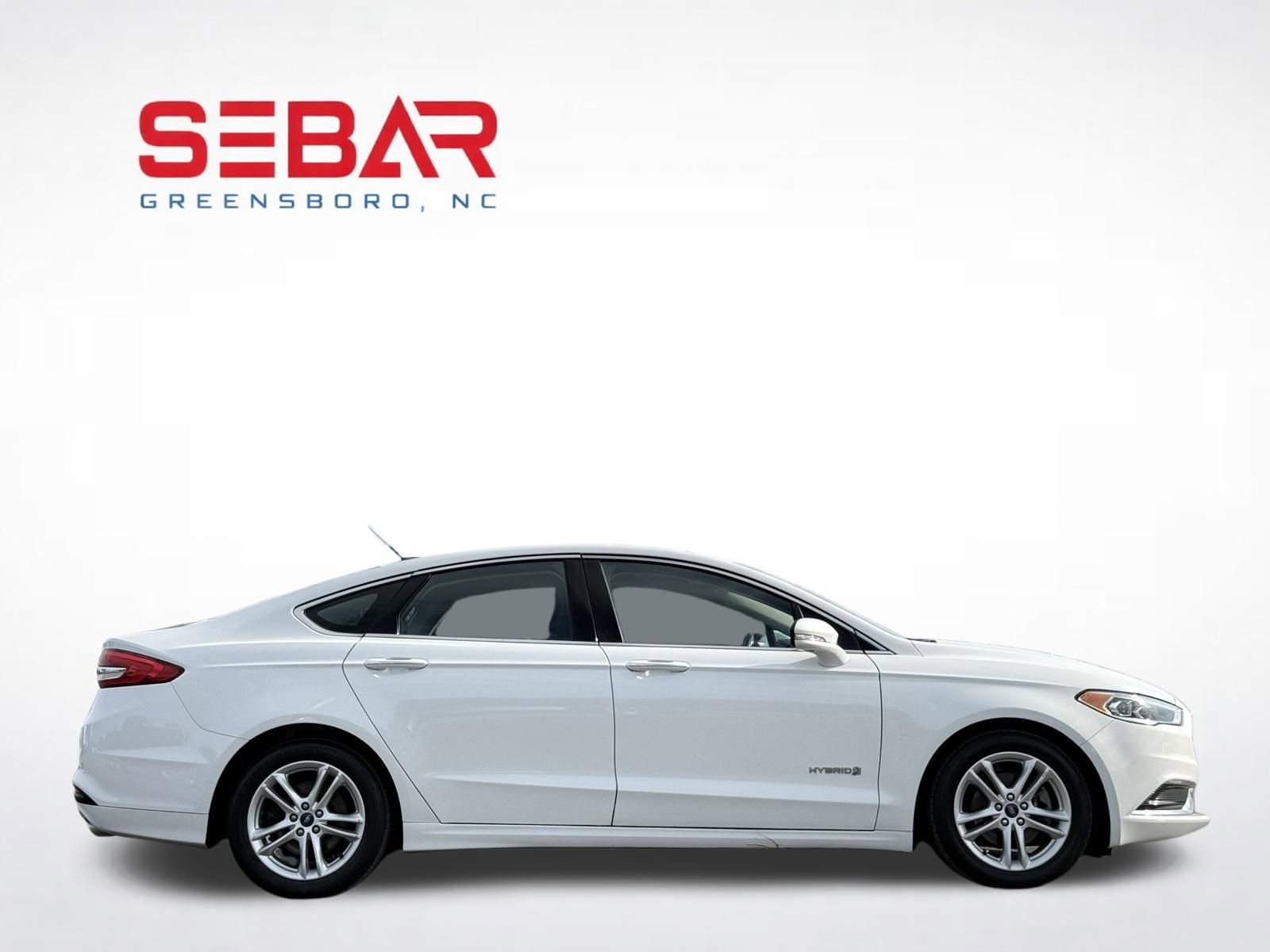 Used 2018 Ford Fusion SE w/ Equipment Group 602A FWD image 6