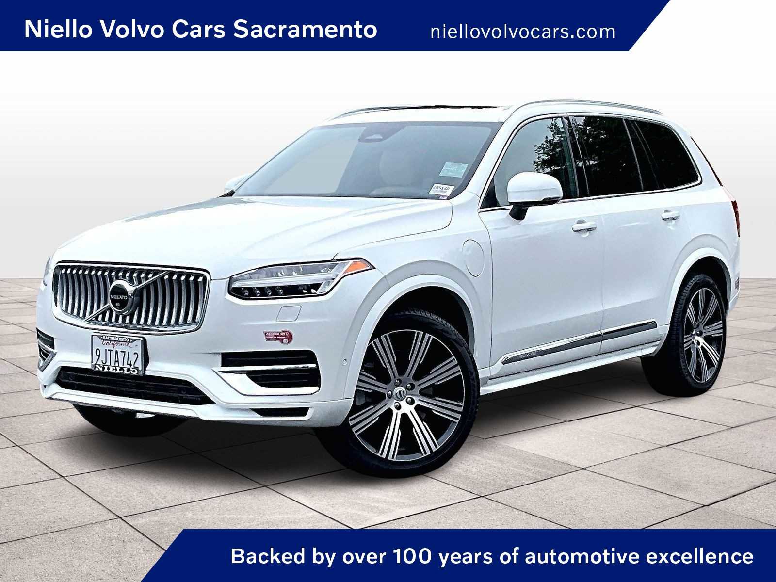 Used 2024 Volvo XC90 T8 Ultimate w/ Protection Package Premier AWD/4WD image 1