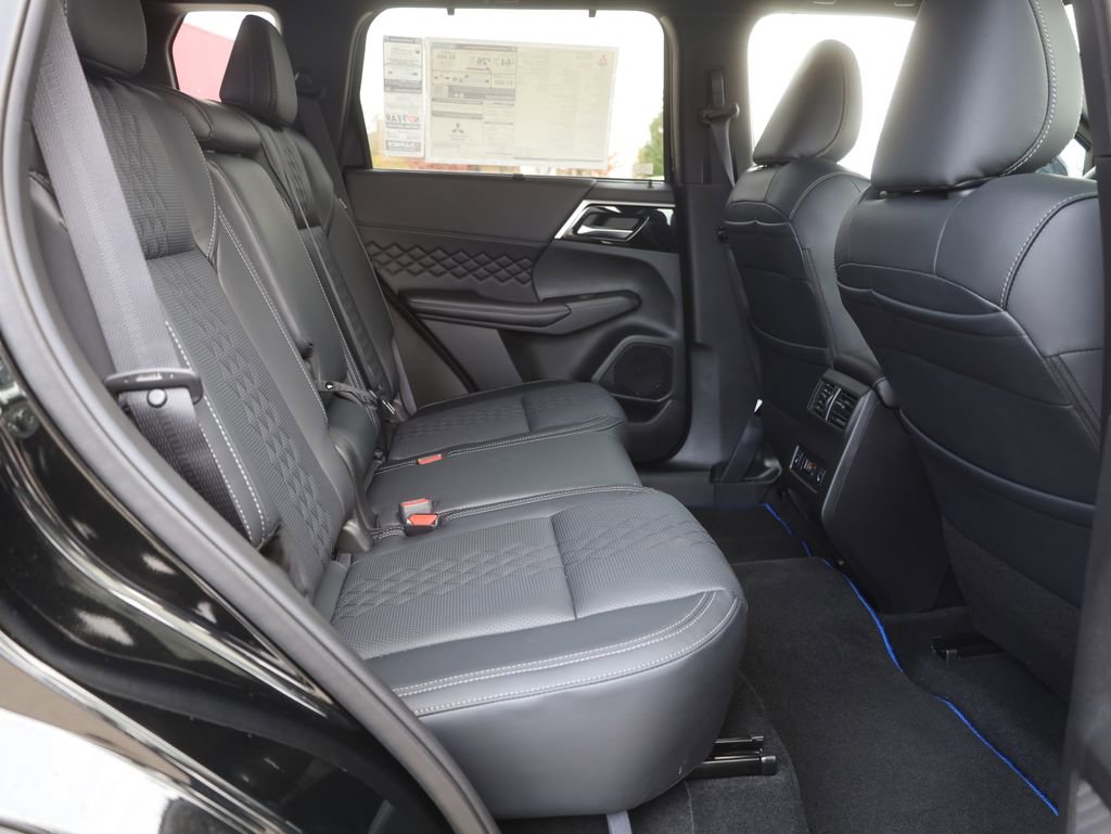 New 2025 Mitsubishi Outlander SEL Black Edition image 20