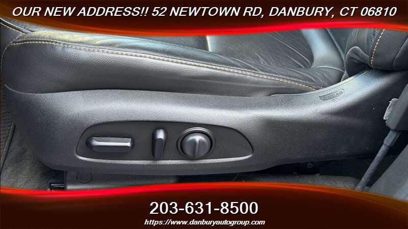 Used 2020 Chevrolet Traverse LT w/ LT Premium Package AWD/4WD image 13