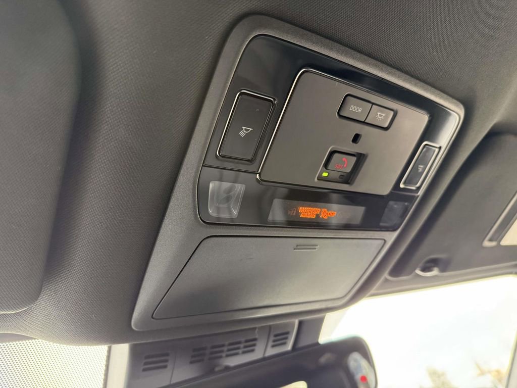 Used 2024 Lexus TX 500h AWD image 26