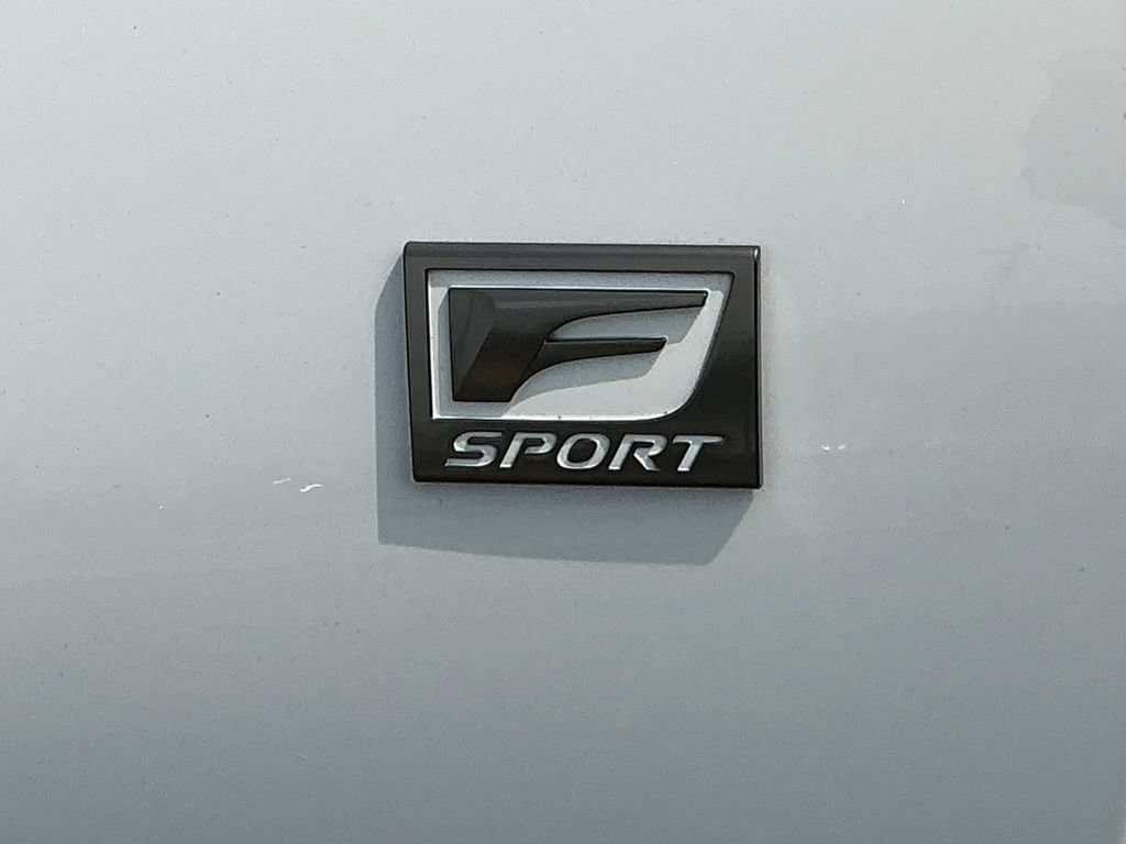 Certified 2022 Lexus ES 350 F Sport FWD image 10