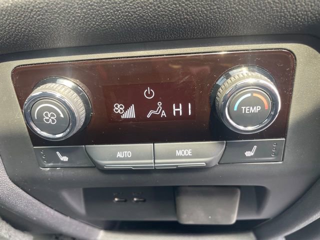 Used 2024 Chevrolet Traverse RS w/ LPO, Floor Liner Package image 42