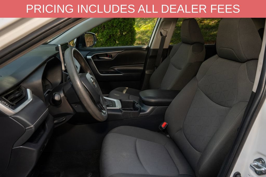 Certified 2025 Toyota RAV4 XLE AWD/4WD image 10