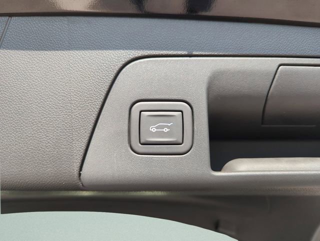 Used 2023 Buick Envision Avenir image 22