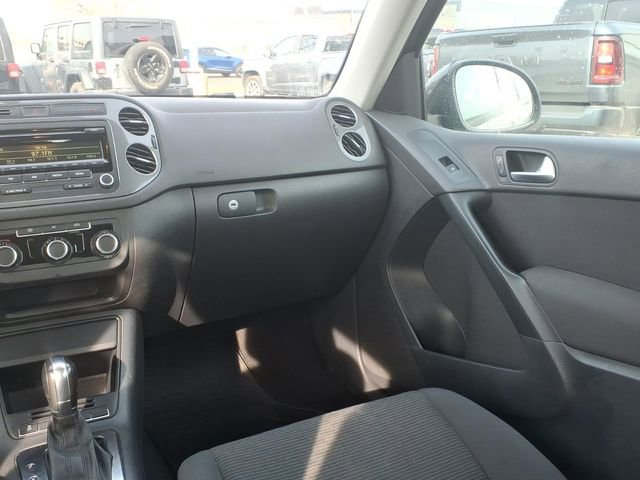 Used 2012 Volkswagen Tiguan S FWD image 13