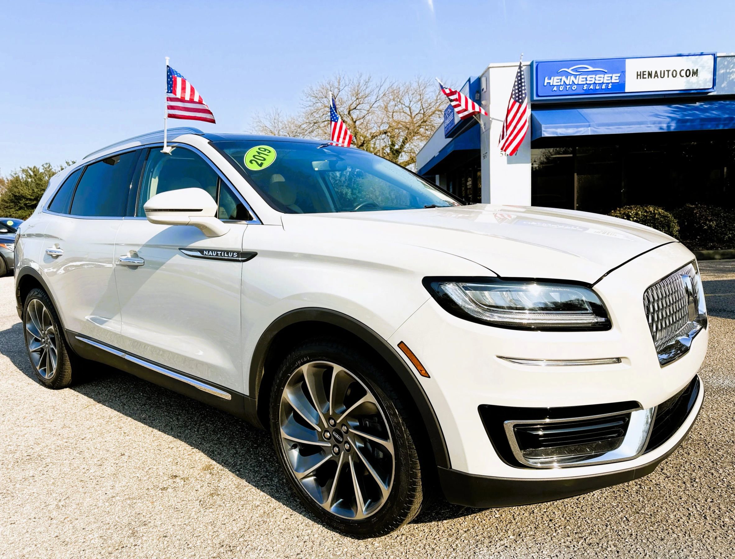 Used 2019 Lincoln Nautilus Reserve image 10