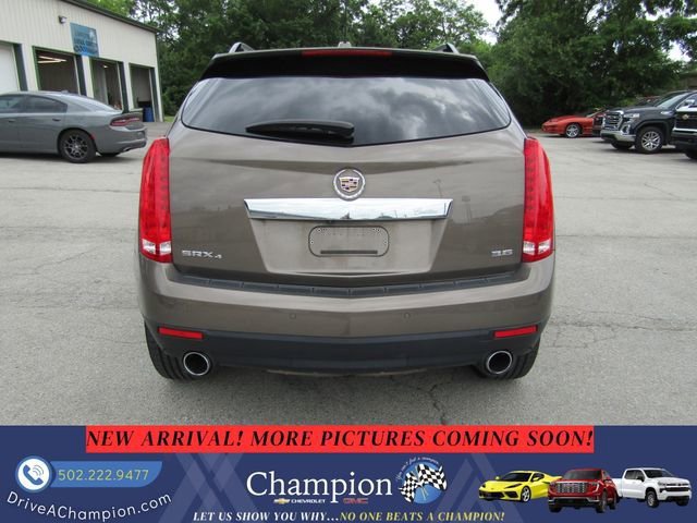 Used 2016 Cadillac SRX Luxury w/ Driver Awareness Package AWD/4WD image 5