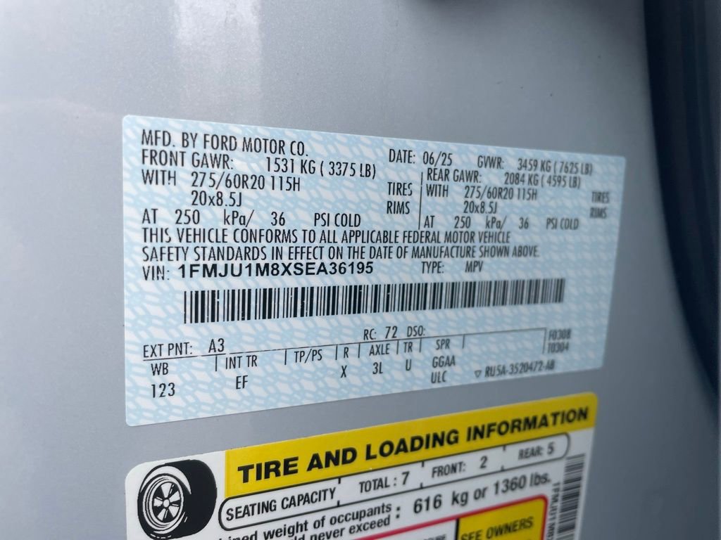 Used 2025 Ford Expedition Platinum image 21