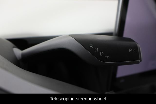 Used 2023 Tesla Model 3 Standard Range image 23